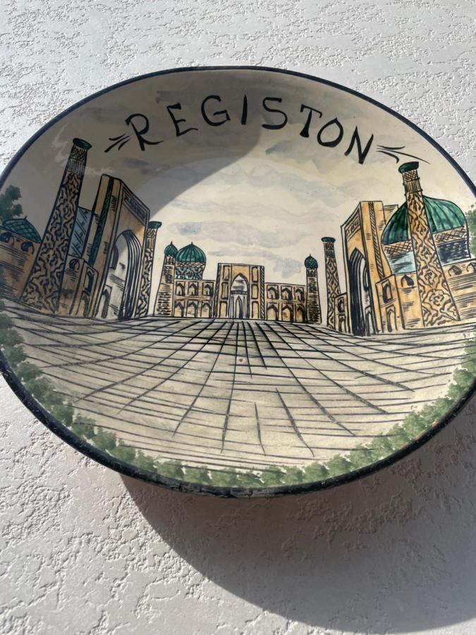 Isfandiyor Hotel Samarkand Bagian luar foto