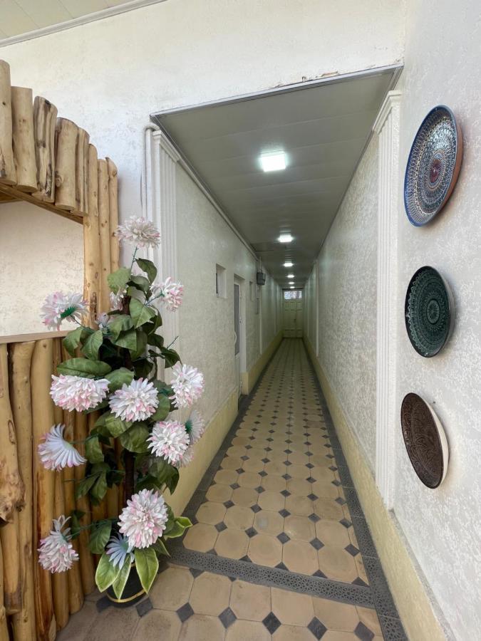 Isfandiyor Hotel Samarkand Bagian luar foto