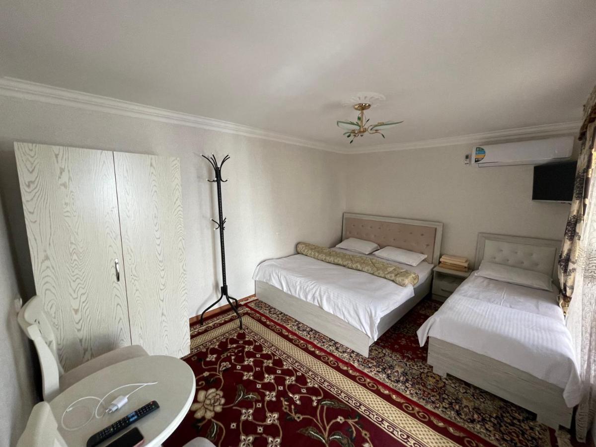 Isfandiyor Hotel Samarkand Bagian luar foto