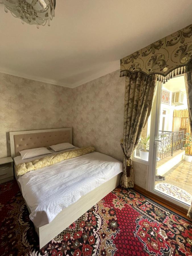 Isfandiyor Hotel Samarkand Bagian luar foto